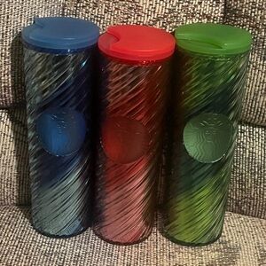 New Starbucks Christmas 2023 tumbler set